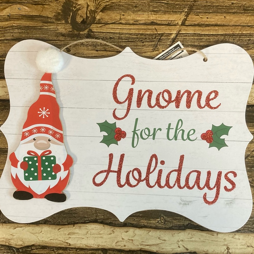 Gnome for the Holidays wall decor